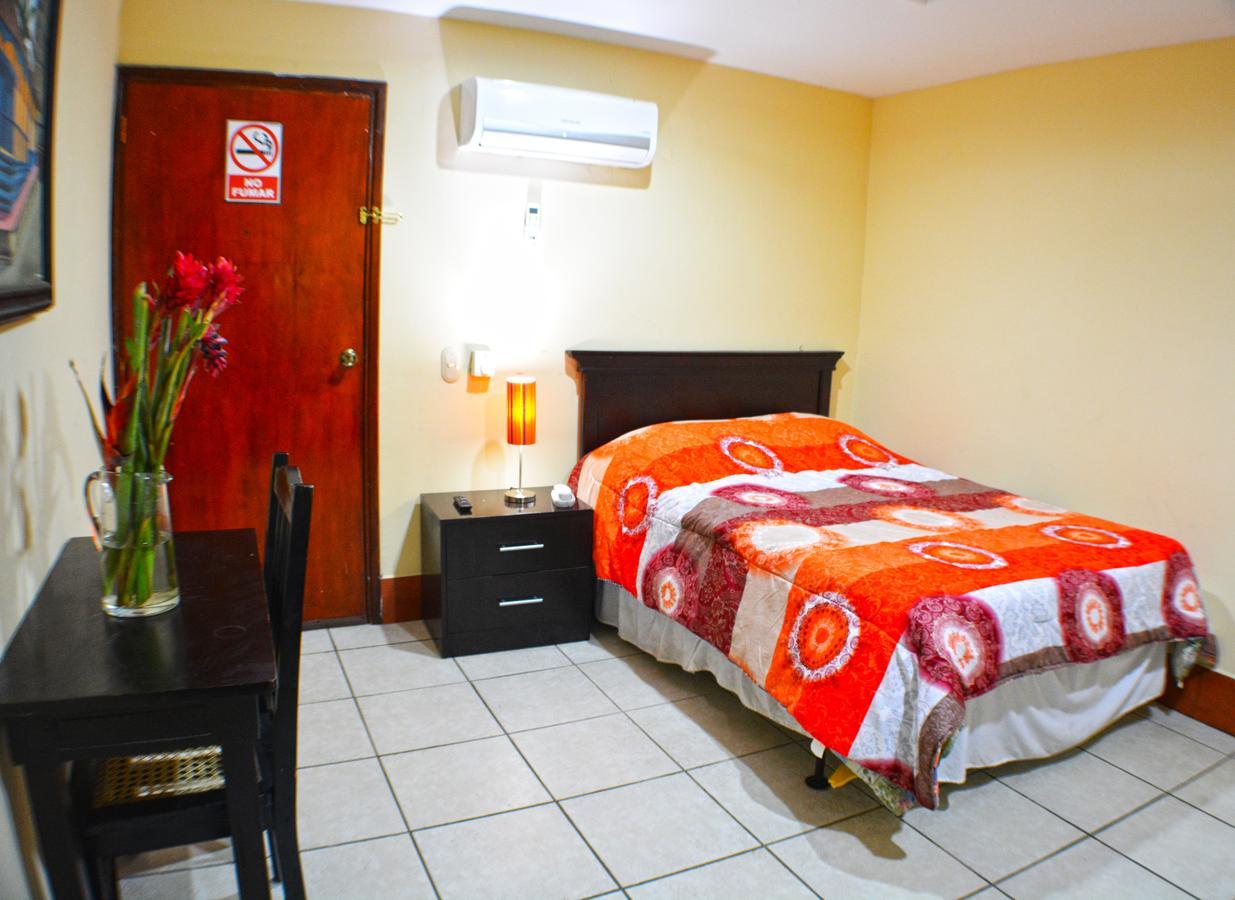 Hotel Plaza Cosiguina 奇南德加 外观 照片